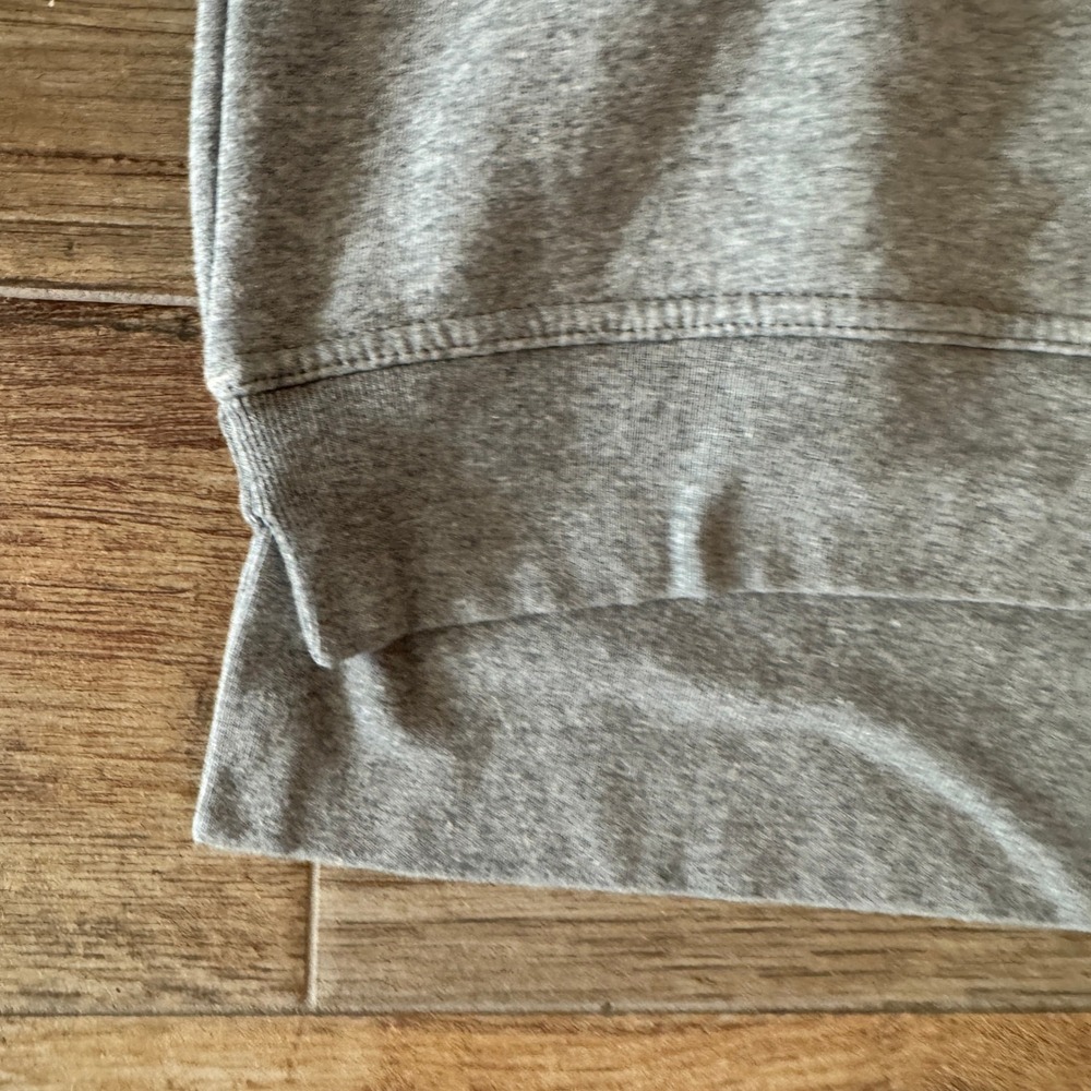League Cornell University Grey Crewneck Sweatshirt Pullover Embroidered Small - Picture 3 of 16